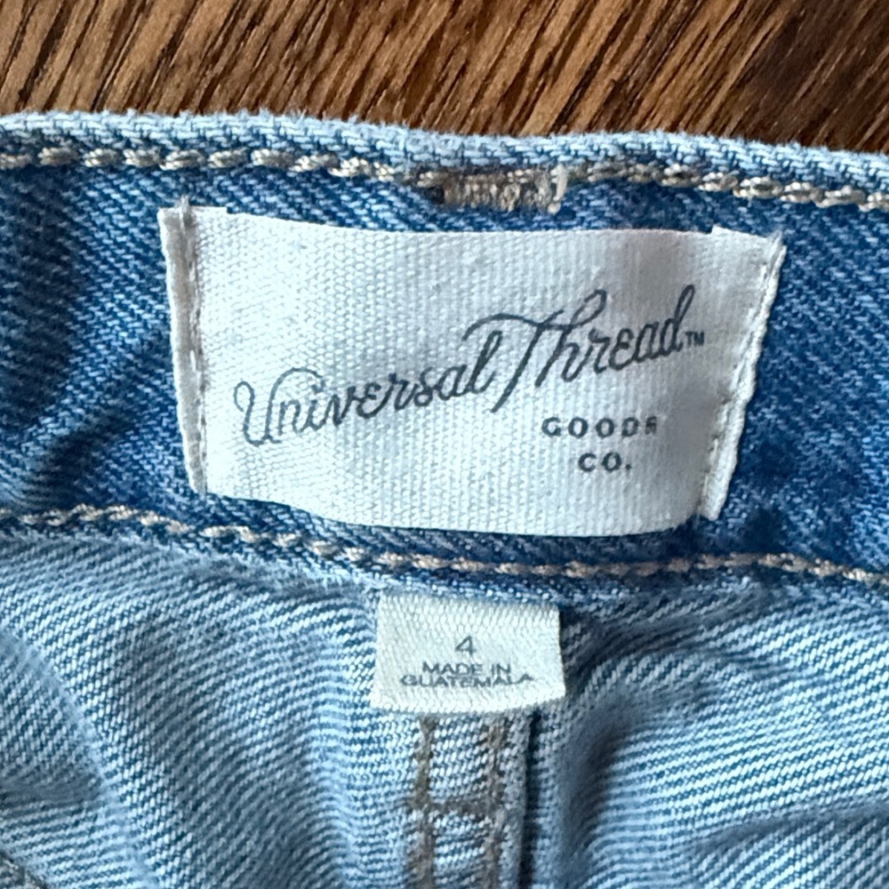 Universal Thread Light Blue Wide Leg Jeans - Picture 2 of 6